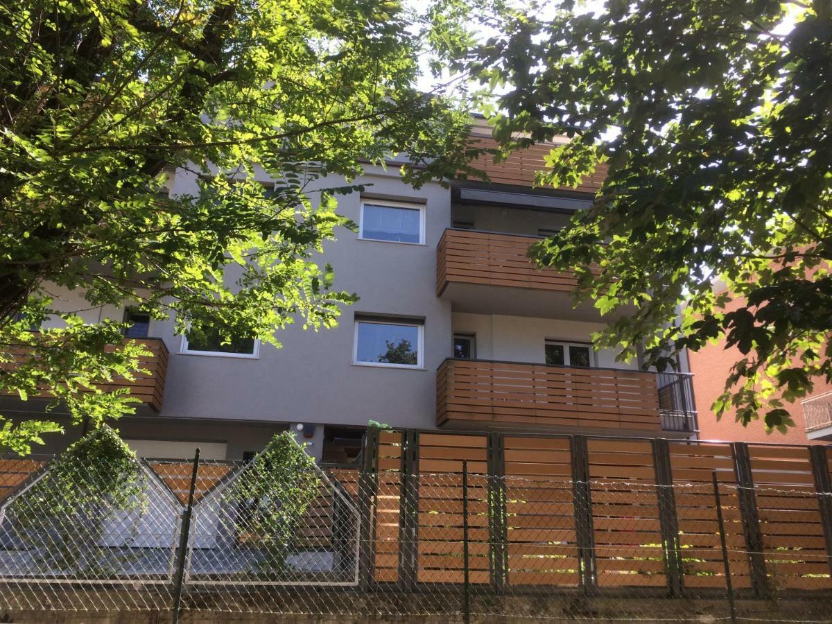 Residenza La Vedetta Apartamento Alba  Exterior foto
