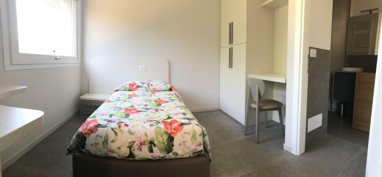 Residenza La Vedetta Apartamento Alba  Exterior foto